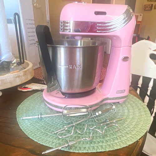 Dash pink stand - 3,